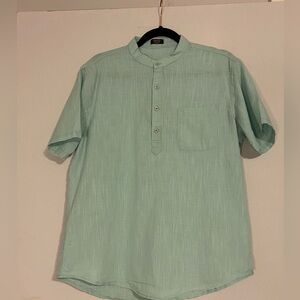 Coif Andy Medium light green shirt